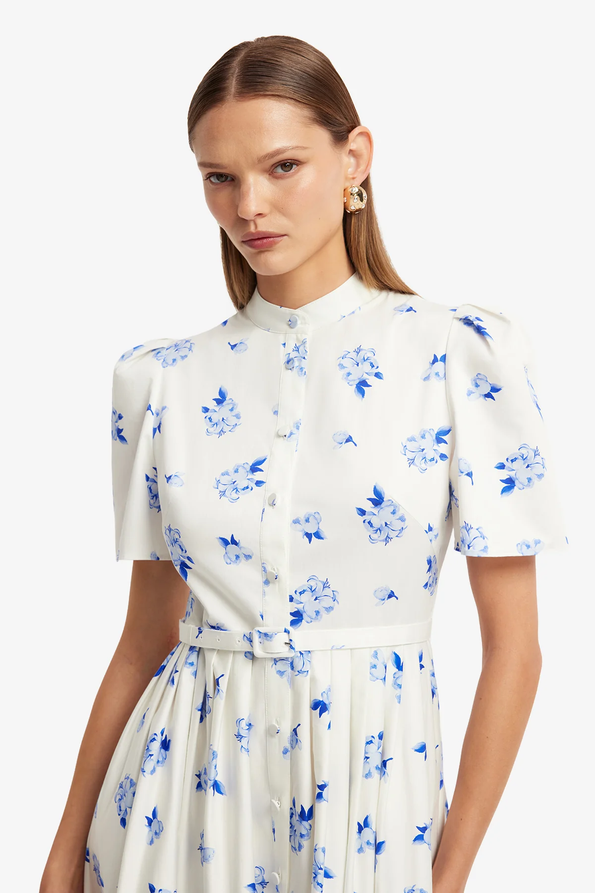 Bianca Short Sleeve Midi Dress - Ditsy Floral Print in Snow - Image 6