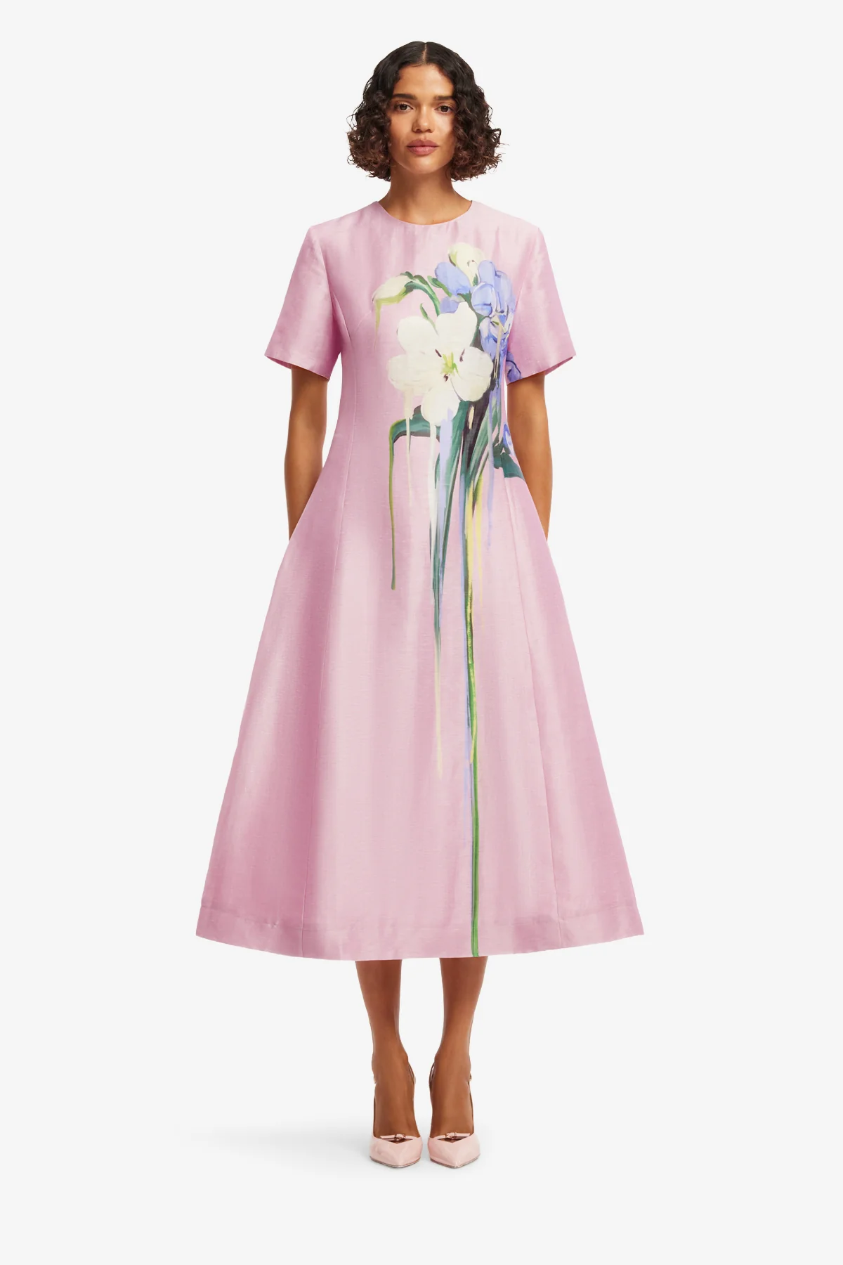 Caroline Short Sleeve Midi Dress - Bouquet Print in Pastel Pink - Image 2