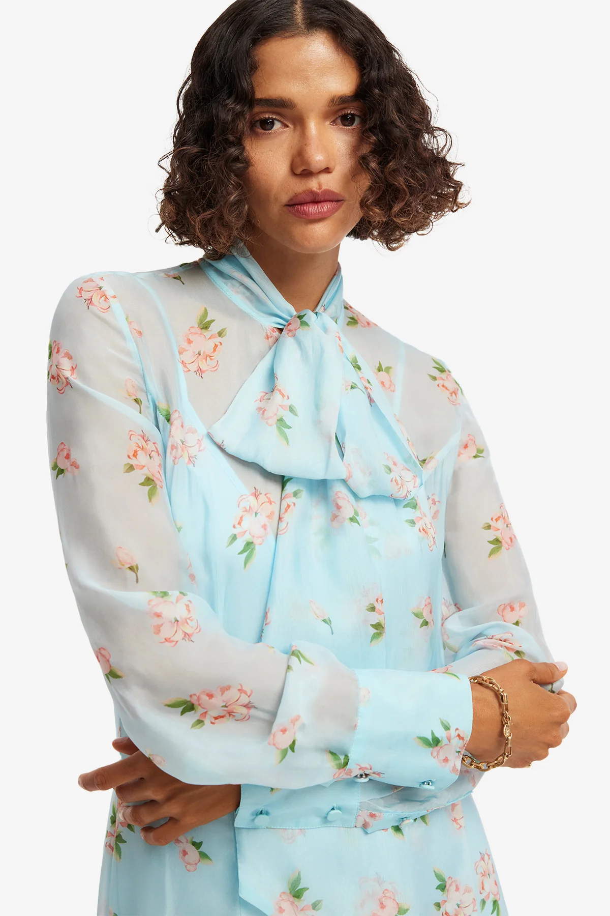 Lilith Tie Neck Maxi Dress - Ditsy Floral Print in Blue - Image 6