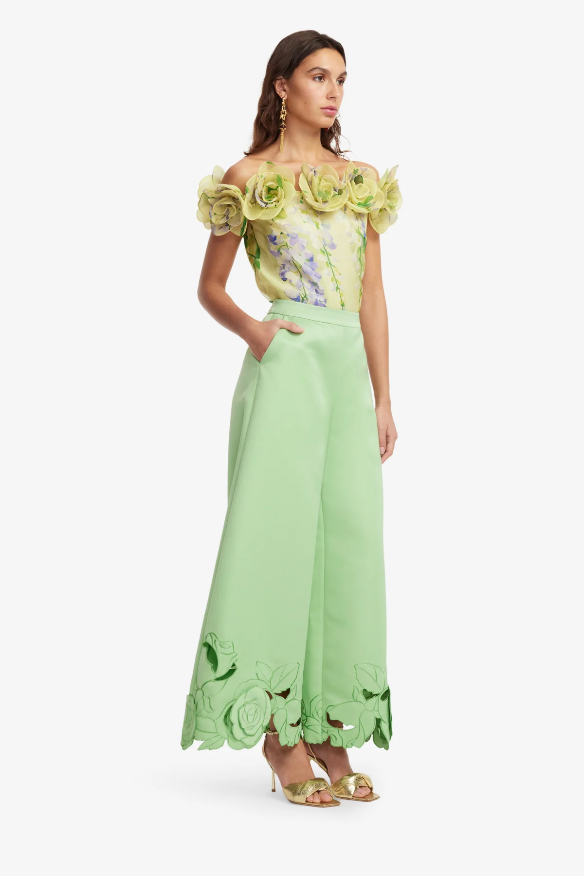 McKayla Off-Shoulder Top - Wisteria Print - Image 4